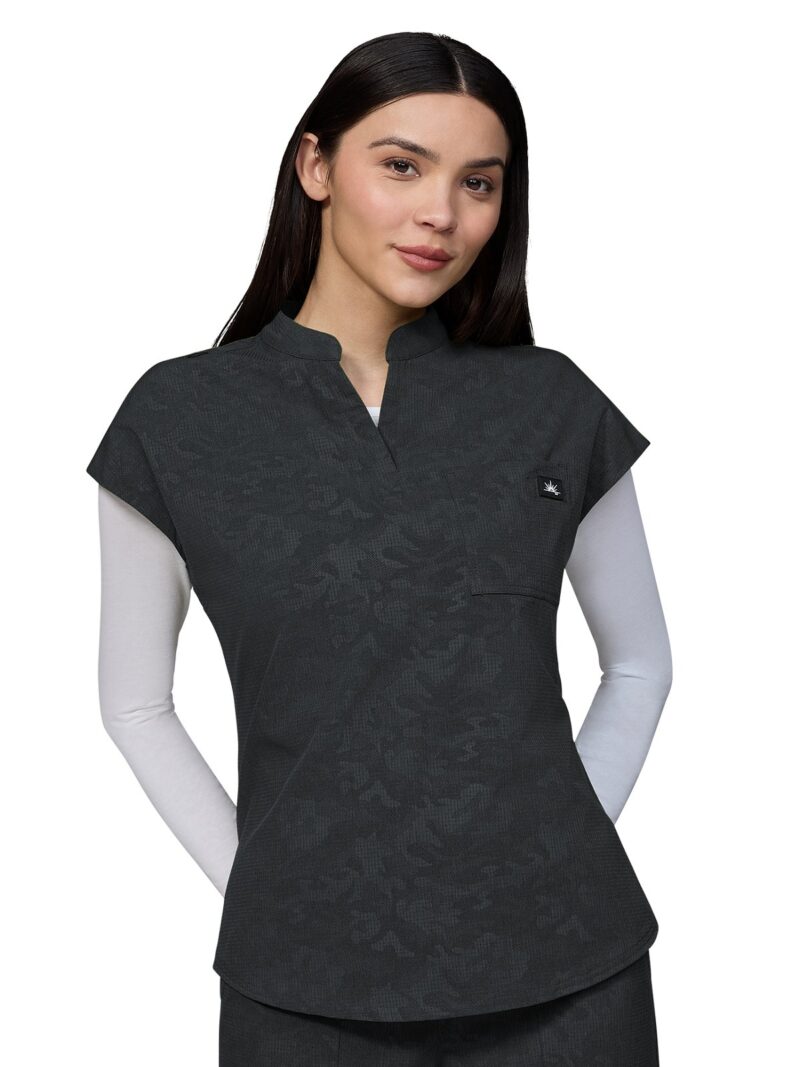 Solis Catrin ladies scrub top in embossed camo print